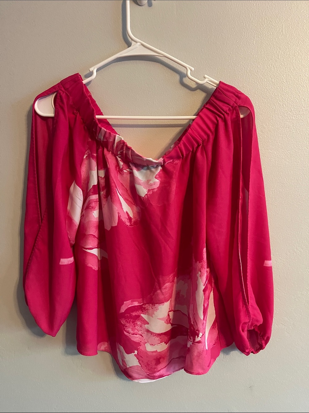 INC Off-Shoulder Pink Floral split sleeve Blouse